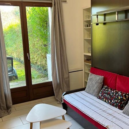 Appartement 2 Pieces Rez-De-Jardin A 2 Pas De La Plage Et De La Thalasso Cabourg Exterior foto