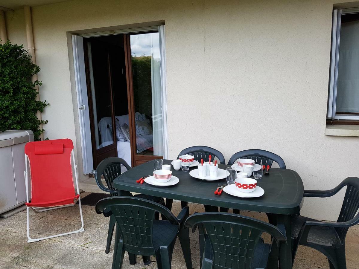 Appartement 2 Pieces Rez-De-Jardin A 2 Pas De La Plage Et De La Thalasso Cabourg Exterior foto